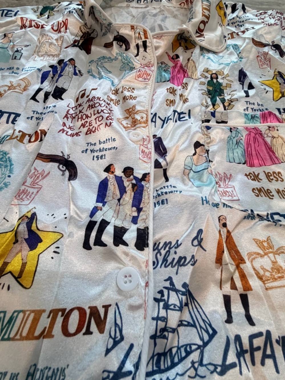Hamilton Pajama Set Women’s Large Satin Lounge Sleepwear Broadway Musical Print - Picture 2 of 10